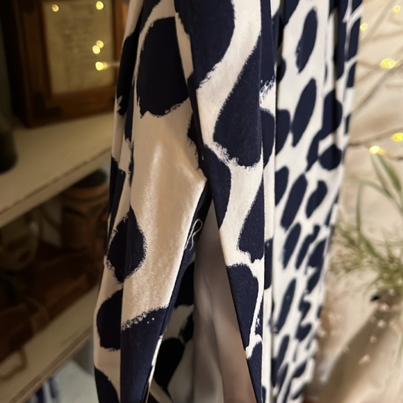 J.Crew 2 100% cotton Dusty black and Ivory full pleated skirt, zip in back,lined - Picture 6 of 6